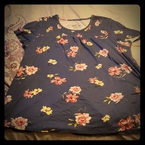 Torrid Size 1 Navy Floral Print Soft Knit Tee